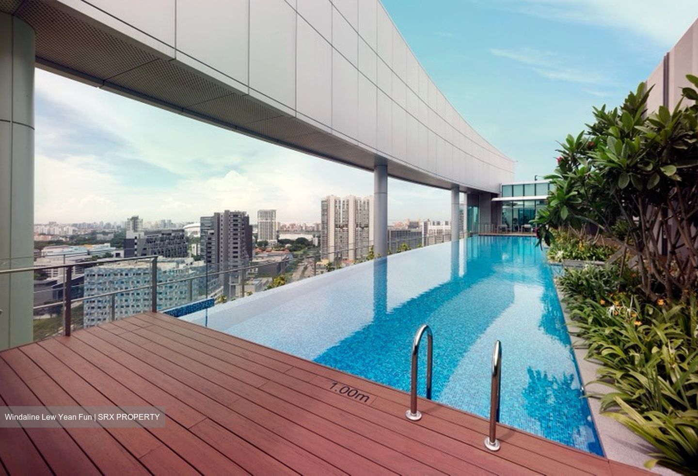 Arc 380 (D8), Office #615656581